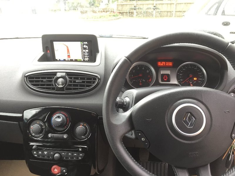 RENAULT CLIO