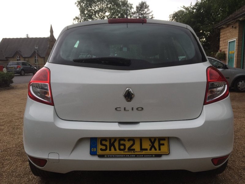 RENAULT CLIO