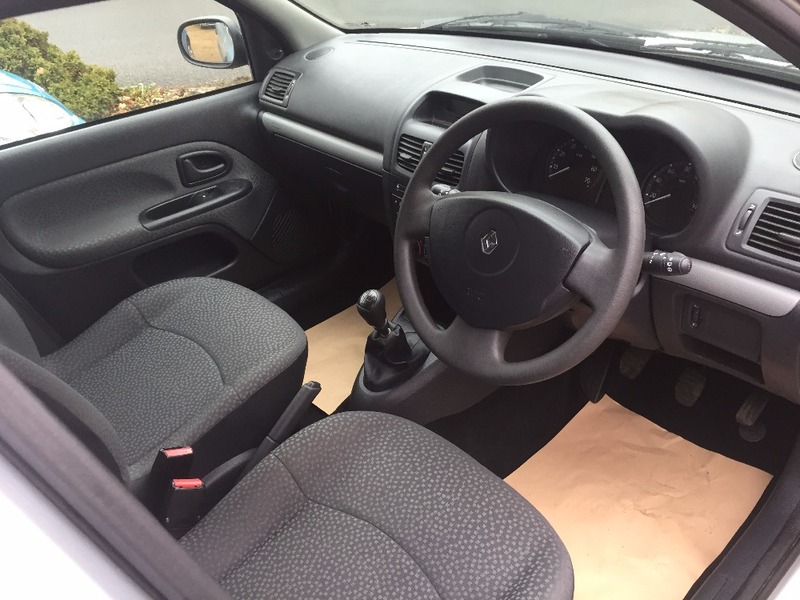 RENAULT CLIO