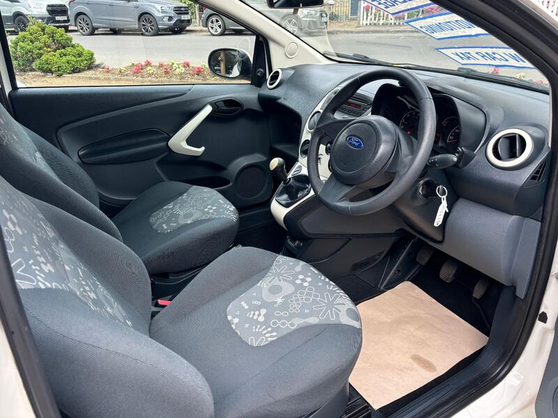 FORD KA