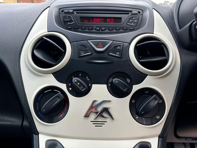 FORD KA