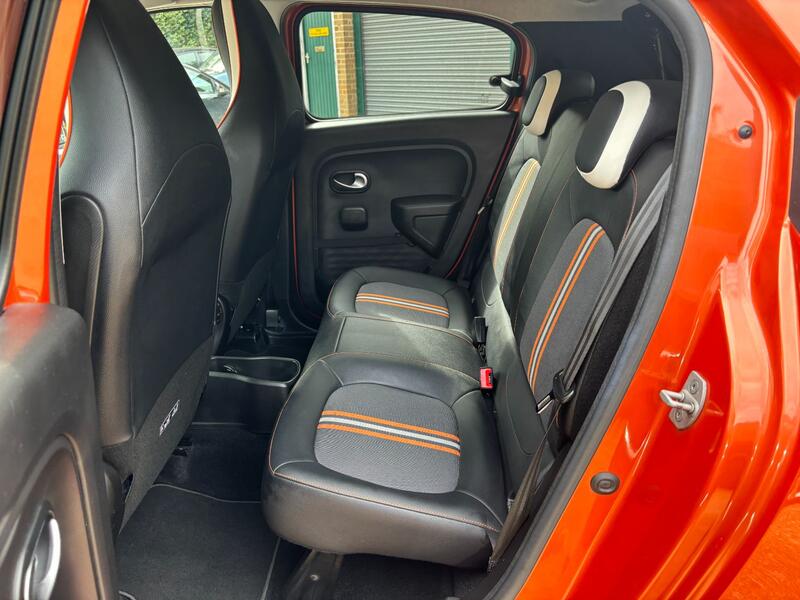 RENAULT TWINGO