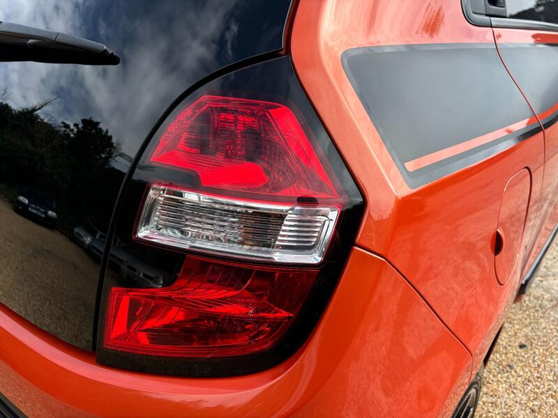 RENAULT TWINGO