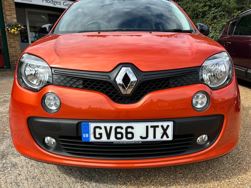 RENAULT TWINGO