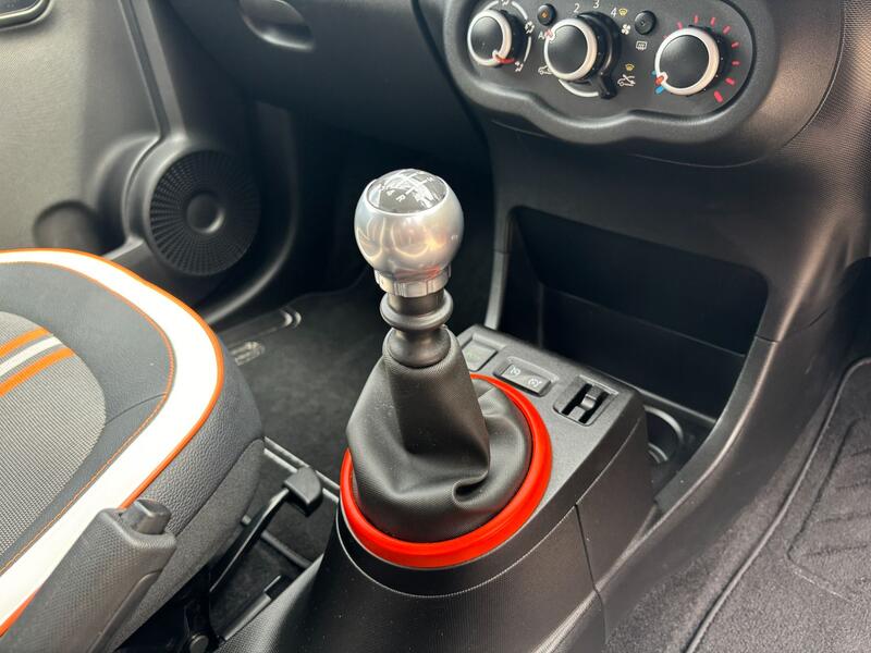 RENAULT TWINGO