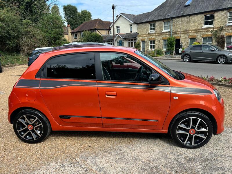 RENAULT TWINGO