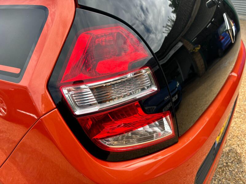 RENAULT TWINGO