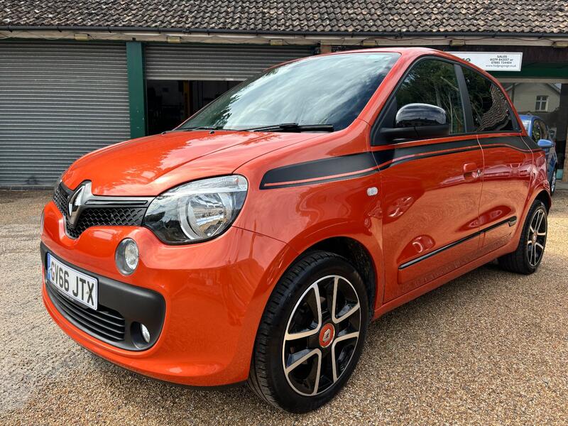 RENAULT TWINGO