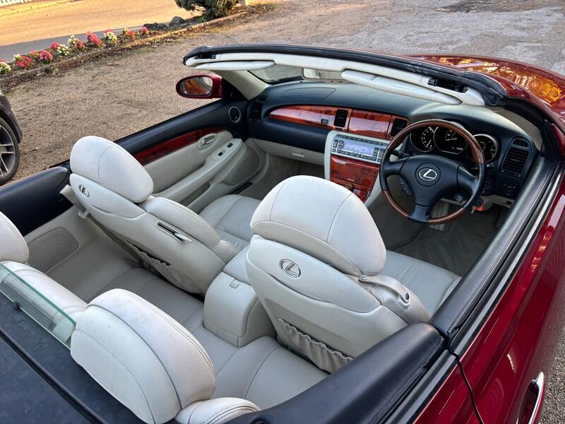 LEXUS SC 430