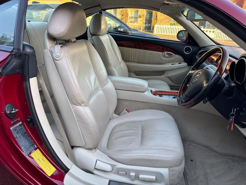 LEXUS SC 430