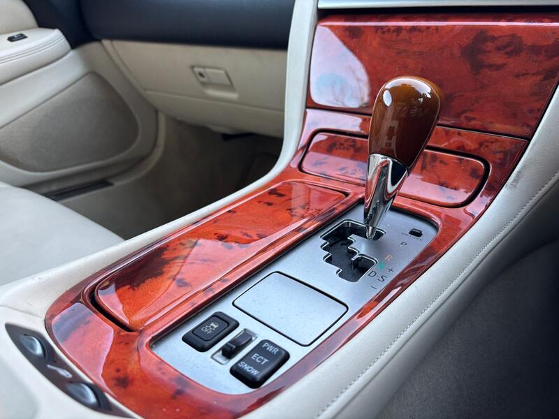 LEXUS SC 430