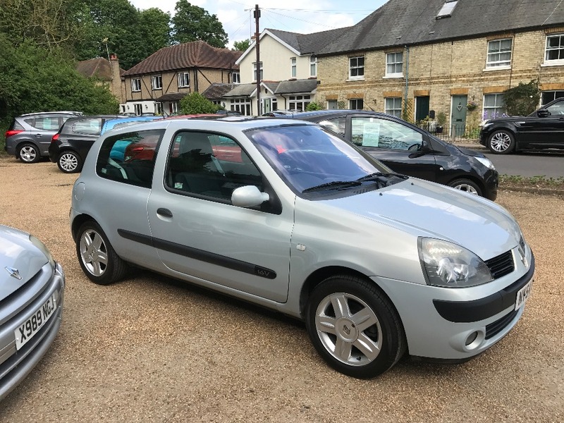 RENAULT CLIO