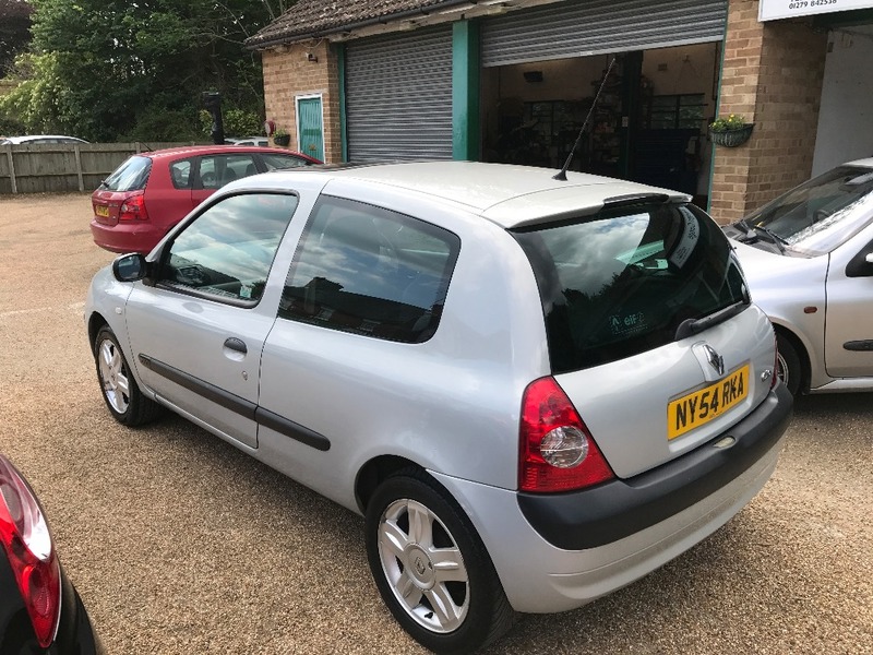 RENAULT CLIO