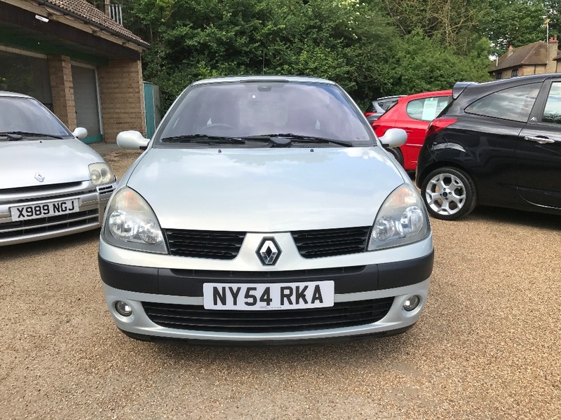 RENAULT CLIO