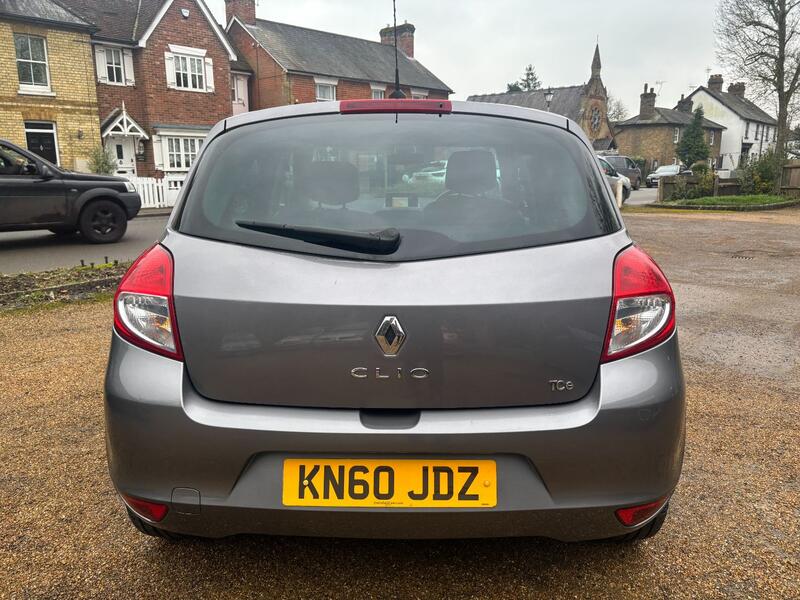 RENAULT CLIO