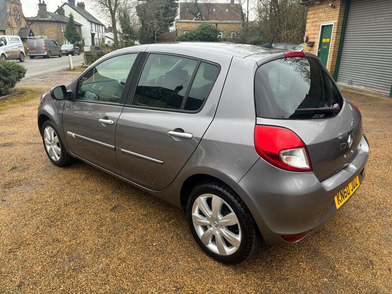 RENAULT CLIO