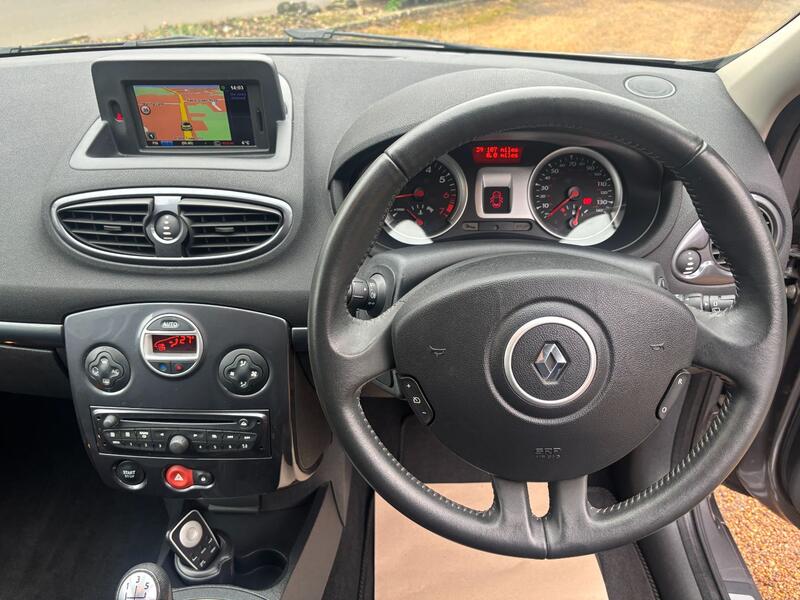 RENAULT CLIO