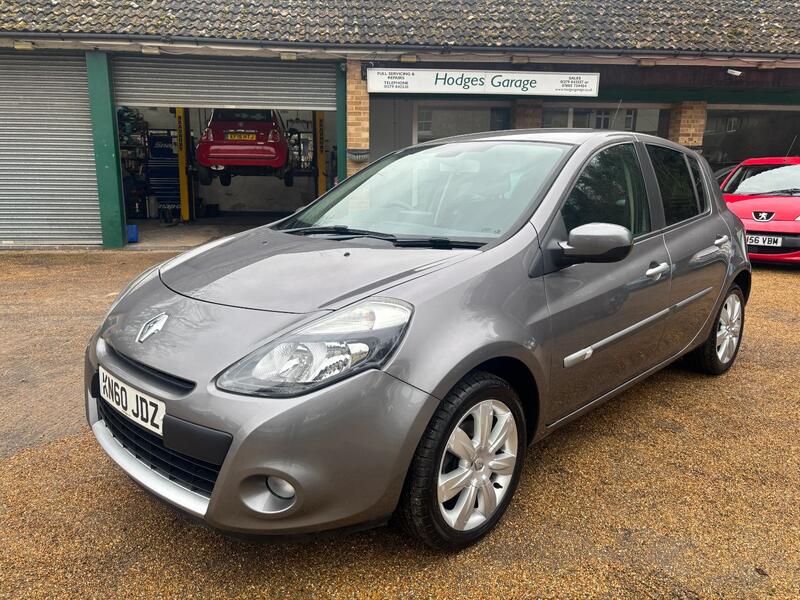 RENAULT CLIO