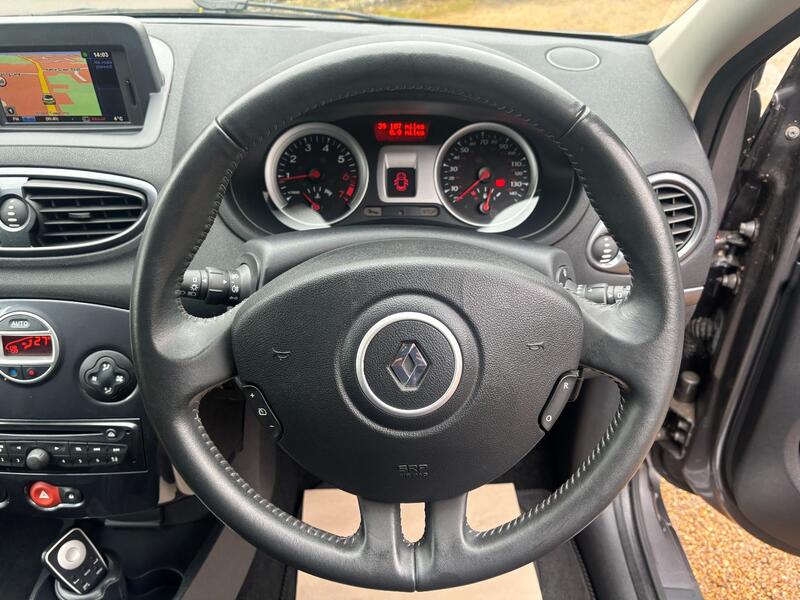 RENAULT CLIO