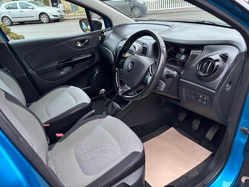 RENAULT CAPTUR