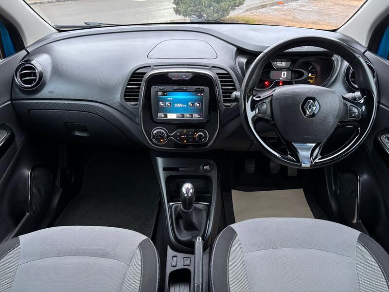 RENAULT CAPTUR