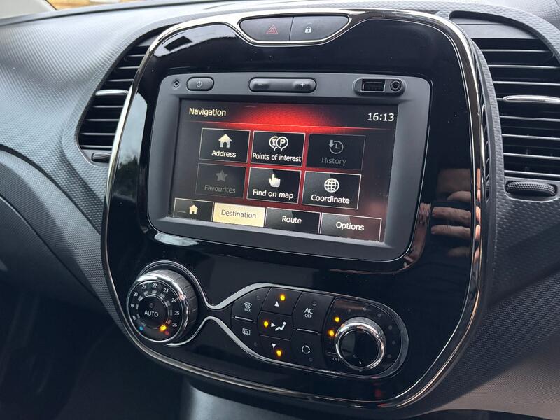 RENAULT CAPTUR