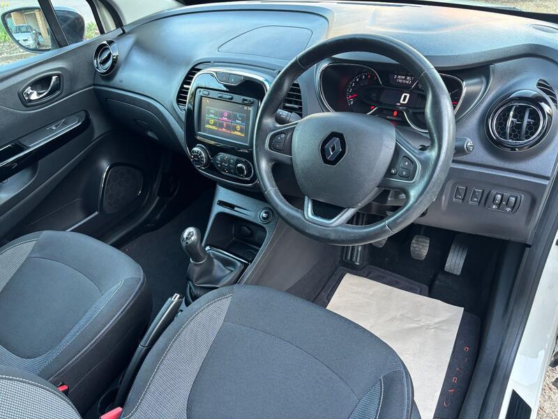 RENAULT CAPTUR