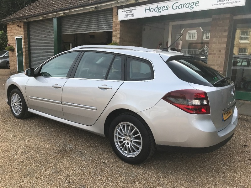 RENAULT LAGUNA