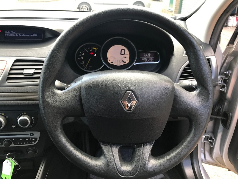 RENAULT MEGANE