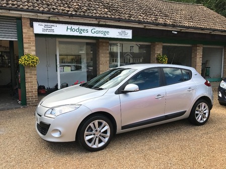 RENAULT MEGANE SORRY NOW RESERVED I-MUSIC VVT LOW MILEAGE REAR PARKING SENSORS FULL HISTORY