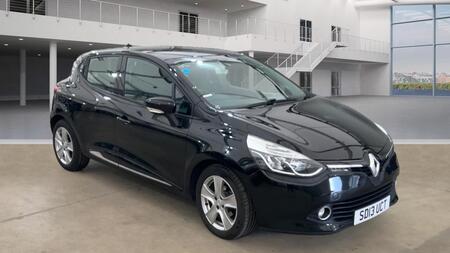 RENAULT CLIO 1.2 16V DYNAMIQUE MEDIANAV SAT NAV LOW MILEAGE FULL SERVICE HISTORY CAMBELT CHANGED TWO KEYS