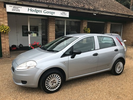 FIAT GRANDE PUNTO ACTIVE 8V LOW MILEAGE FULL SERVICE HISTORY