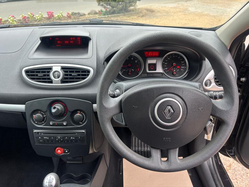 RENAULT CLIO