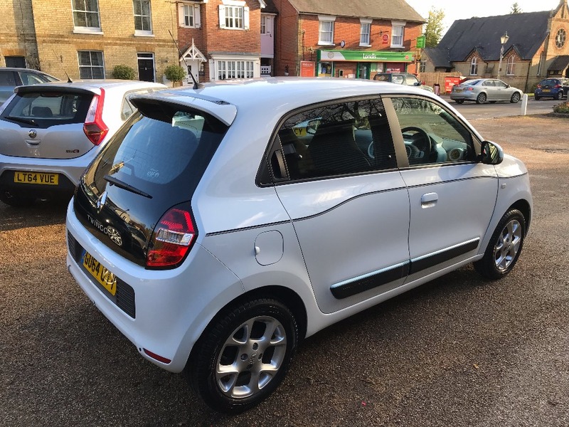 RENAULT TWINGO