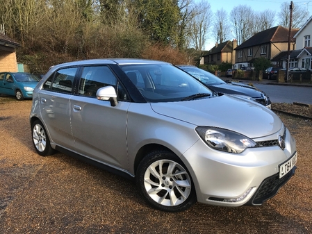 MG MG3 1.5 VTI-3 FORM SPORT 5DR LOW MILEAGE JUST 3,000 MILES