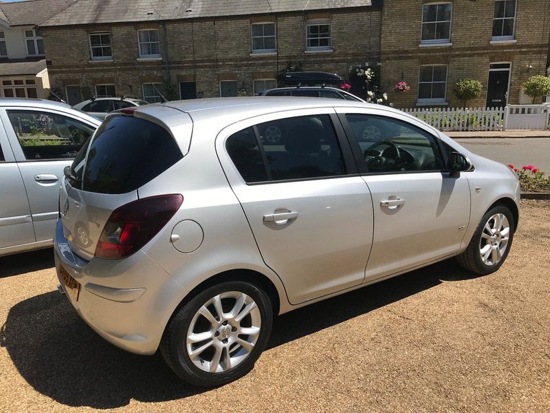 VAUXHALL CORSA