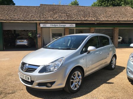 VAUXHALL CORSA SORRY NOW RESERVED SXI A-C INTOUCH LOW MILEAGE FULL HISTORY HIGH SPEC SAT NAV AND BLUETOOTH