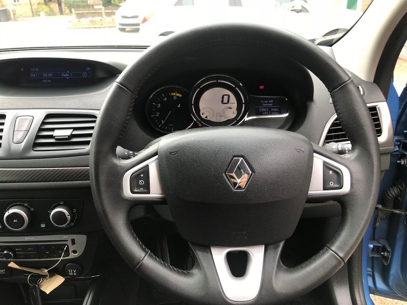 RENAULT MEGANE