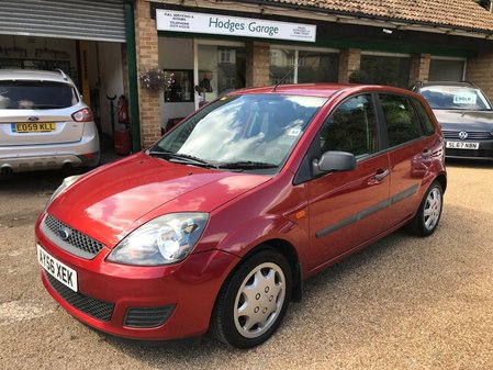 FORD FIESTA 1.4 STYLE 5 DOOR FULL SERVICE HISTORY ONE OWNER FROM 6 MONTHS OLD PART EXCHANGE TO CLEAR