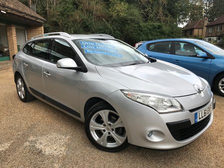 RENAULT MEGANE SORRY NOW RESERVED DYNAMIQUE TOMTOM DCI ONE OWNER LOW MILEAGE FULL RENAULT SERVICE HISTORY