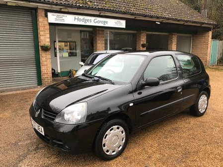 RENAULT CLIO CAMPUS 1.2 8V LOW MILEAGE FULL SERVICE HISTORY