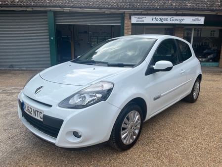 RENAULT CLIO EXPRESSION PLUS 1.2 16V LOW MILEAGE FULL SERVICE HISTORY BLUETOOTH CAMBELT CHANGED AC