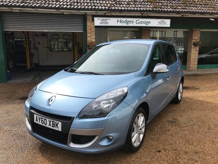 RENAULT SCENIC 1.6 VVT 111 i-Music ONE OWNER FULL RENAULT SERVICE HISTORY INC CAMBELT CHANGE GREAT SPEC