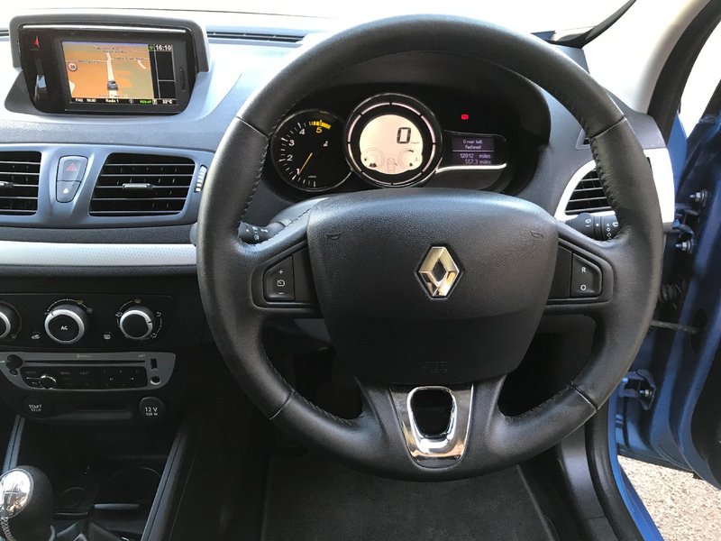 RENAULT MEGANE