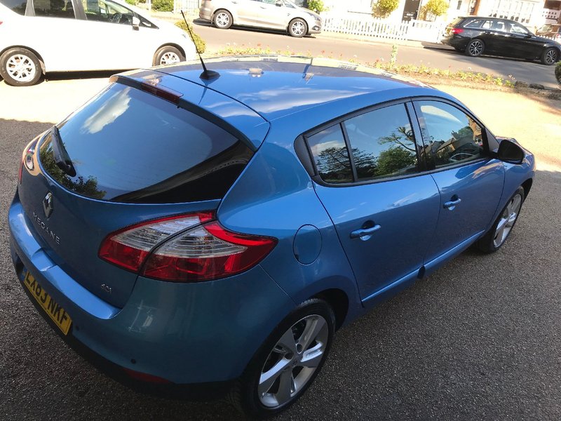 RENAULT MEGANE