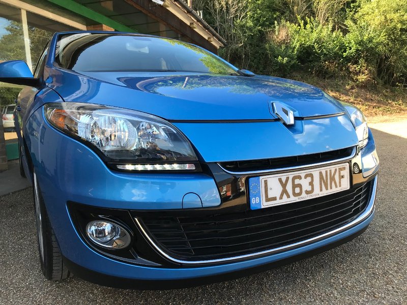 RENAULT MEGANE