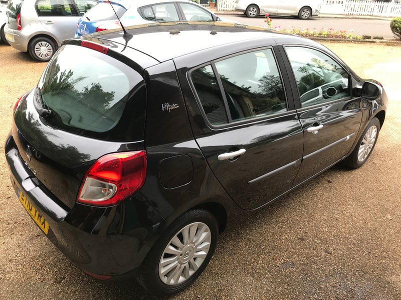 RENAULT CLIO