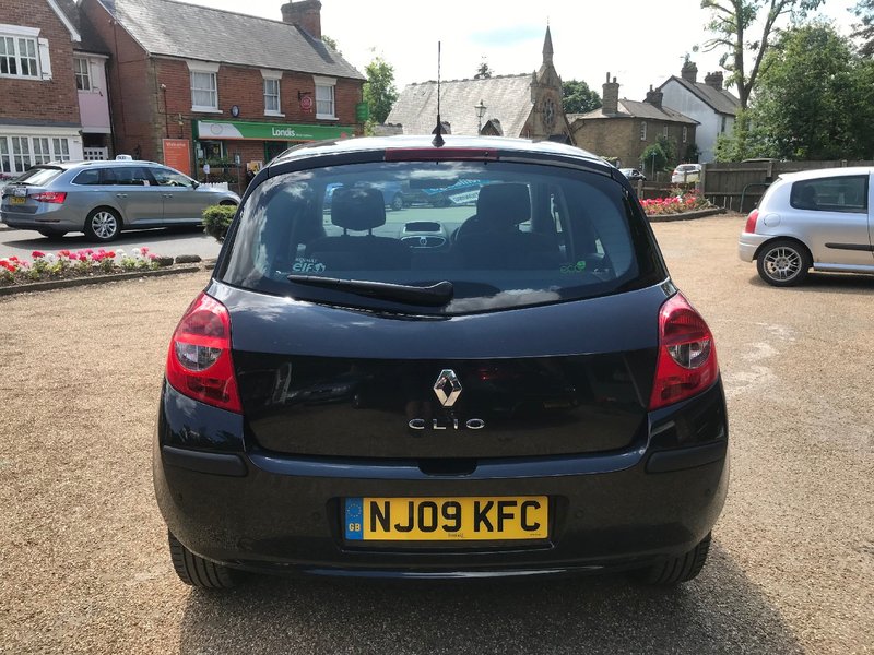 RENAULT CLIO