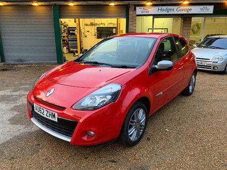 RENAULT CLIO 1.2 DYNAMIQUE TOM TOM SAT NAV ONE OWNER LOW MILEAGE FULL HISTORY GREAT SPEC
