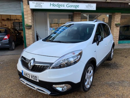 RENAULT SCENIC XMOD 1.6 DCi 130 DYNAMIQUE TOM TOM BOSE PLUS PACK ONE OWNER LOW MILEAGE FULL HISTORY LOW ROAD TAX